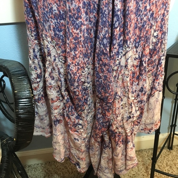 Ace Fashion sequins with pretty embroidered neck and hemline - Picture 5 of 10